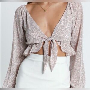 Princess Polly women’s tie front crop top